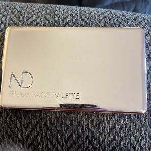Natasha Denona Glam Face Palette in Light.